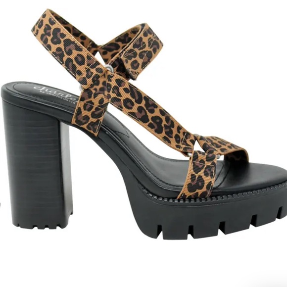 Vast Sandal
CHARLES BY CHARLES DAVID - Picture 2 of 8